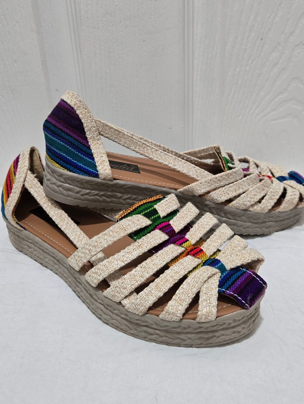 Claudia y Suavidad Huarache Sandals Women's Size 38 Multicolor Woven Boho